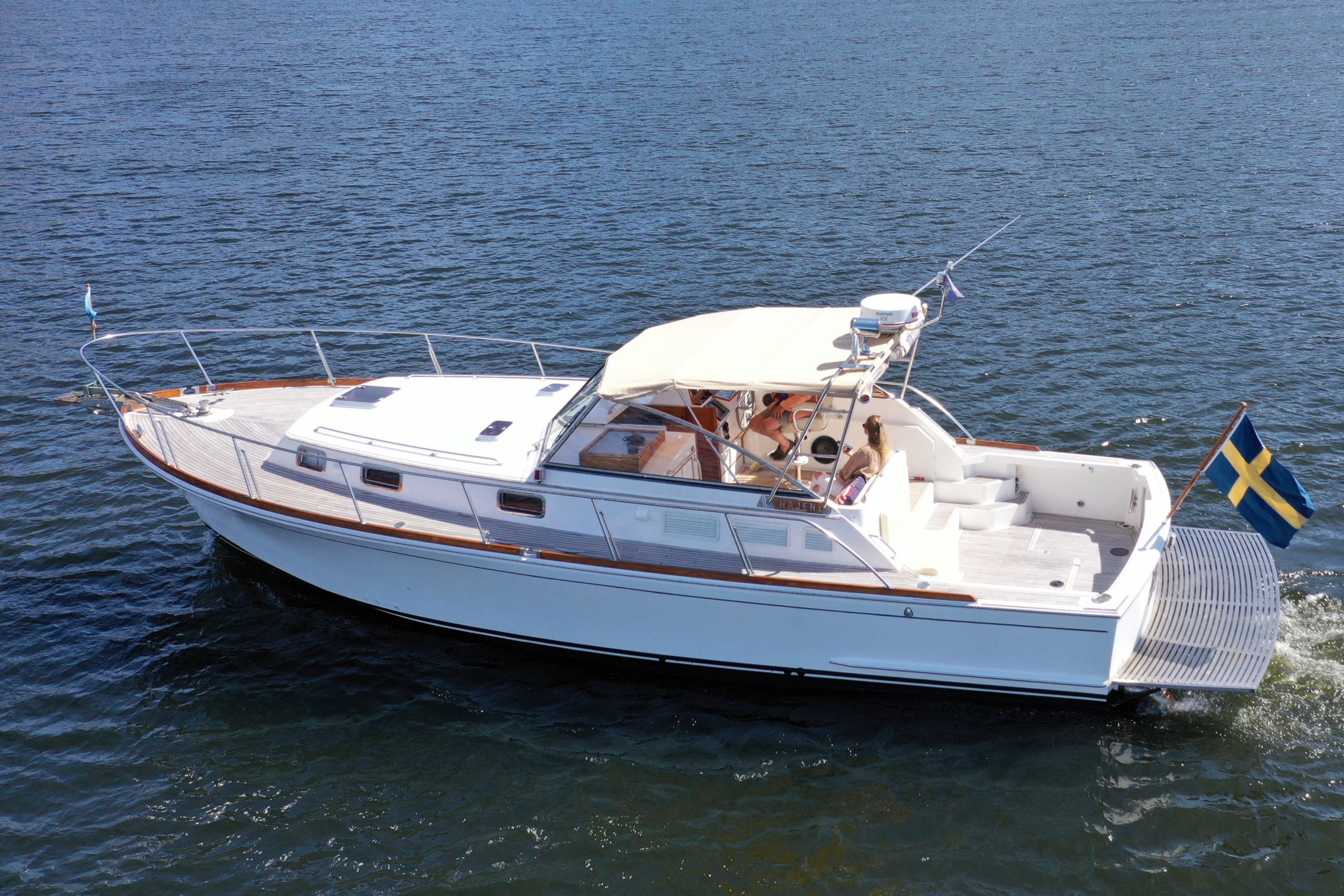 Eastbay 38 Express - Bild 4
