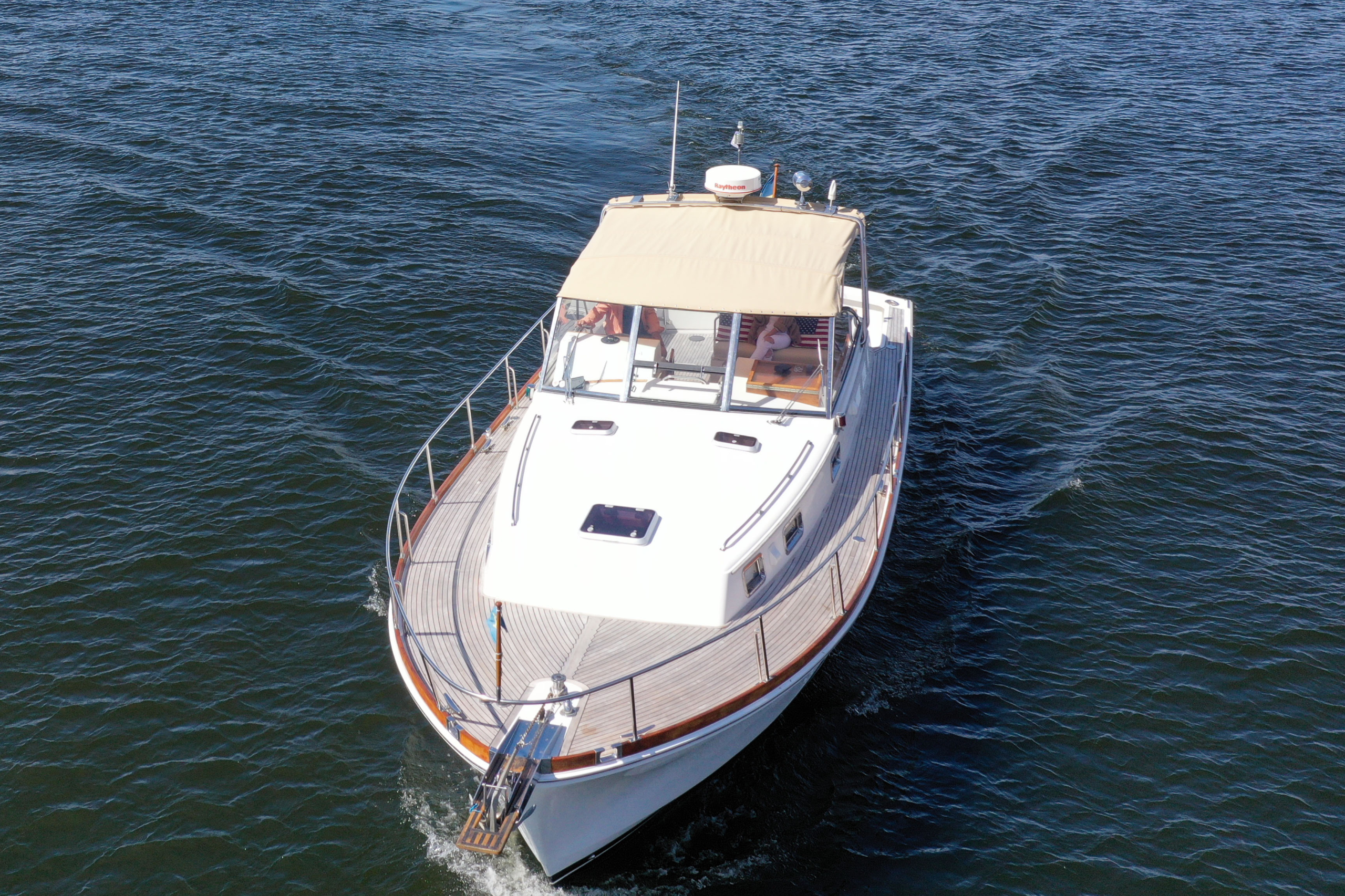 Eastbay 38 Express - Bild 7