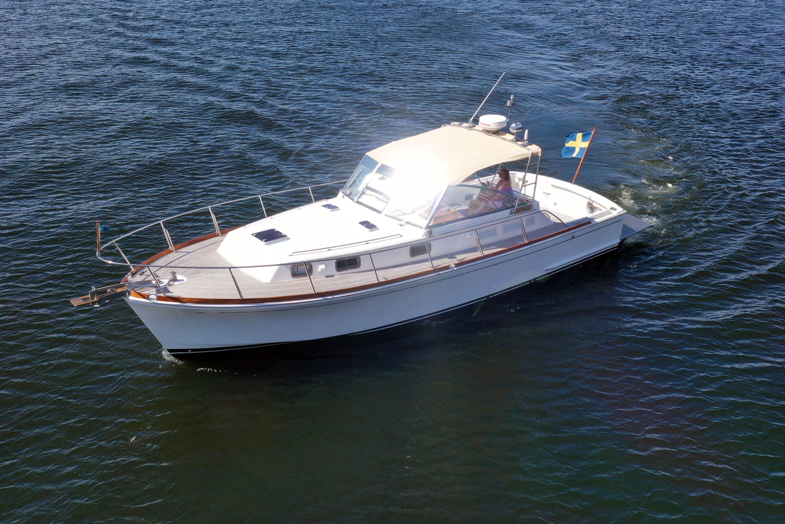 Eastbay 38 Express - Bild 8