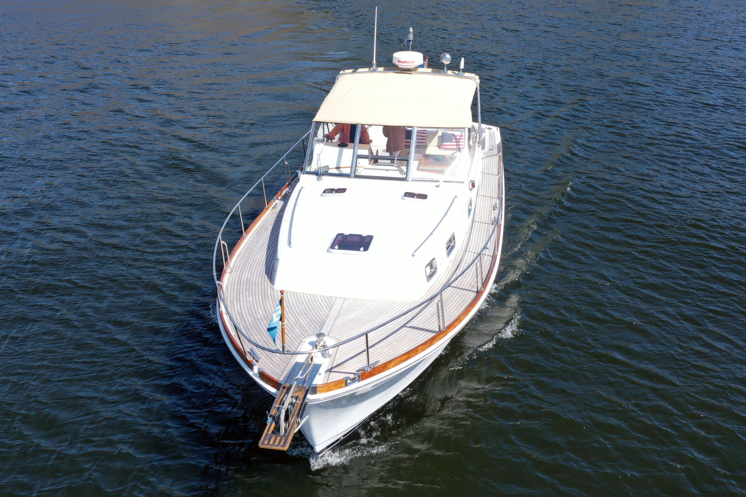 Eastbay 38 Express - Bild 10
