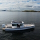 Axopar 28 AC - Huvudbild (Marinmäklarna, Nacka Strand)