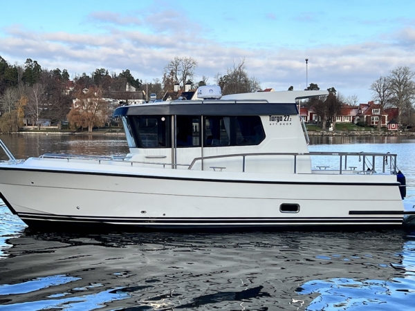 Targa 27.2 AD - Produktbild 1 (Marinmäklarna)