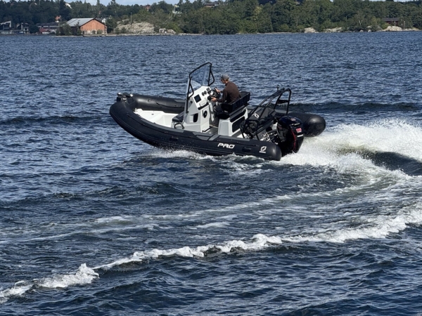 Zodiac 5.5 PRO - Marinmäklarna